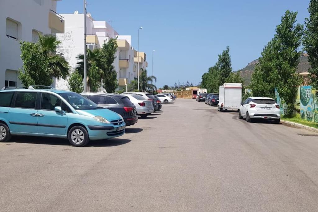 Joli Appartement Balneaire Avec Piscine Tangier Exterior photo