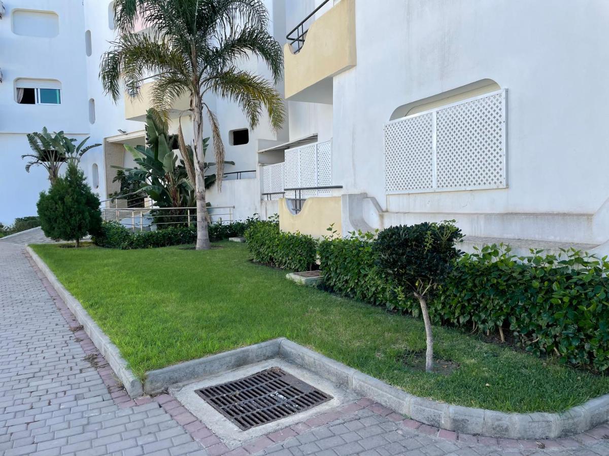 Joli Appartement Balneaire Avec Piscine Tangier Exterior photo